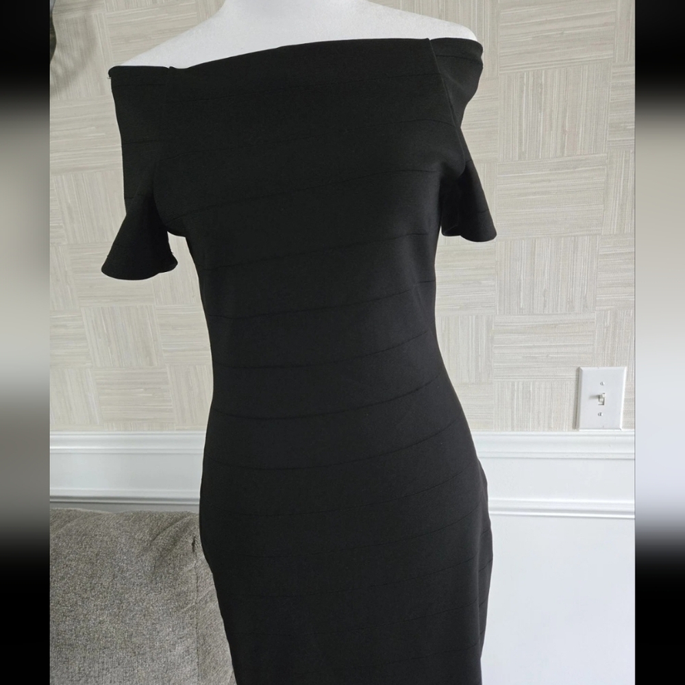 Fashion Nova Women's Bodycon Midi Dress Medium Black​ Great preowned condition